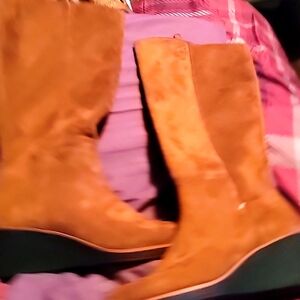 🥳Brenna Brown Women's size 8 tall boots 👢 EUC